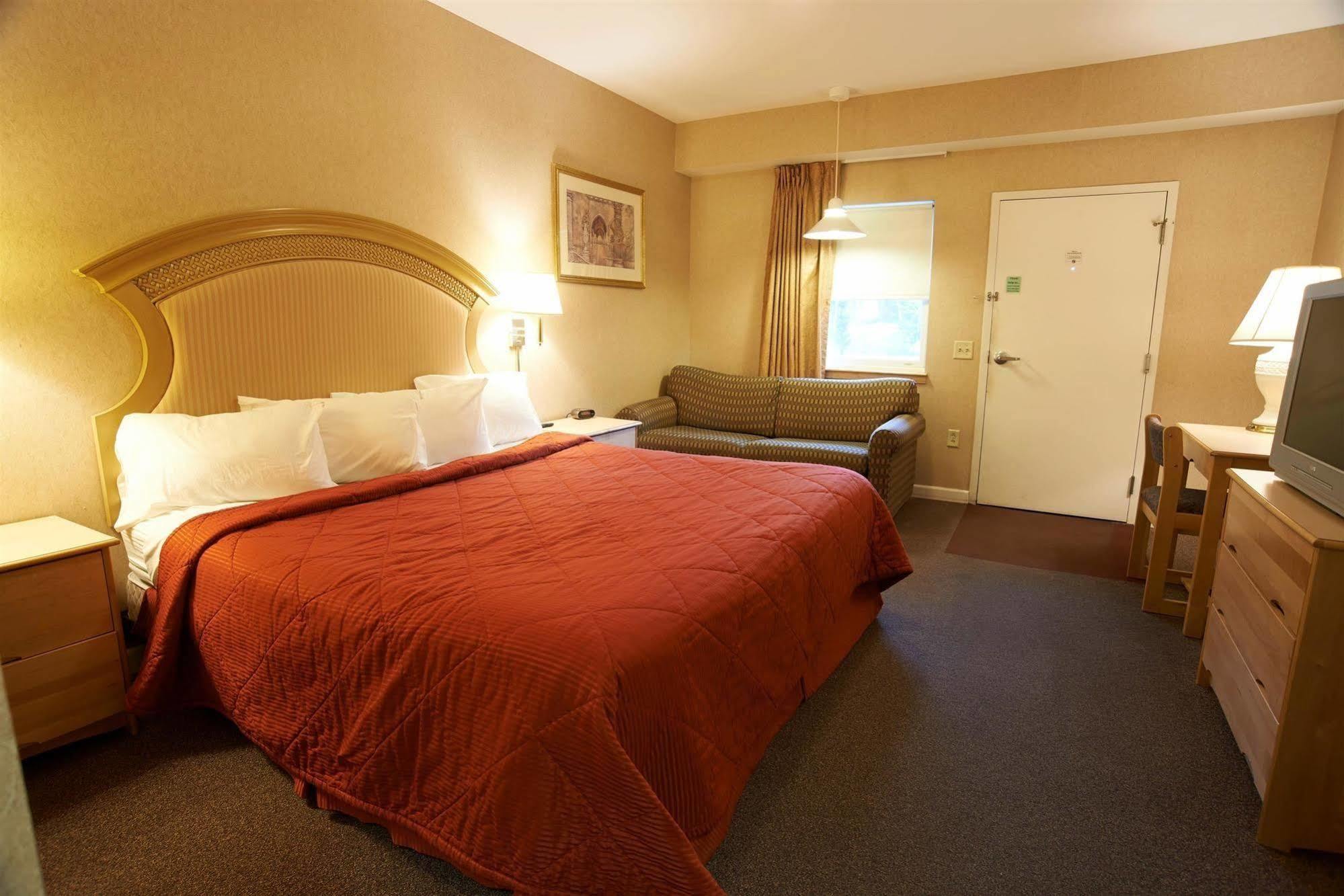 Hillside Inn Килингтън Екстериор снимка