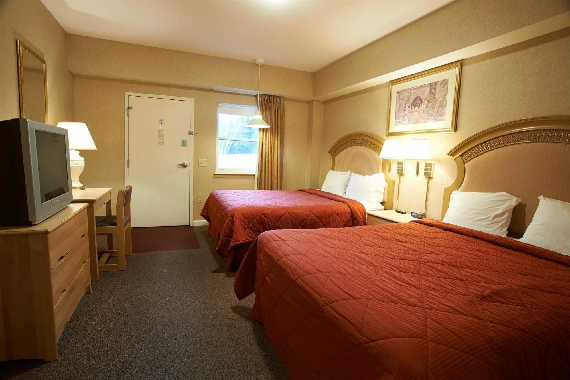 Hillside Inn Килингтън Екстериор снимка