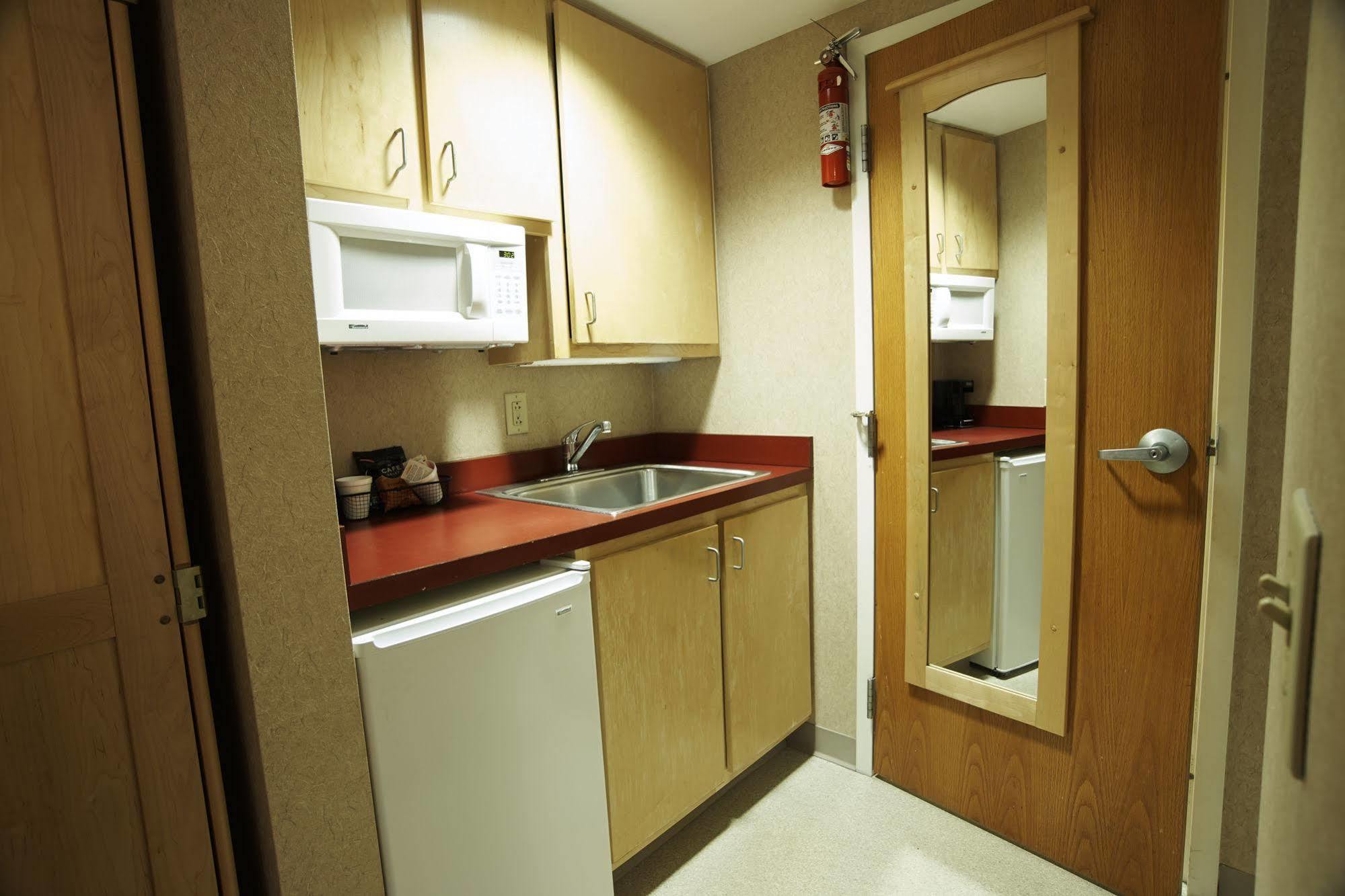 Hillside Inn Килингтън Екстериор снимка