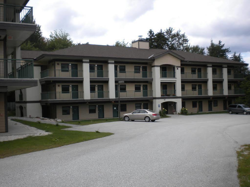 Hillside Inn Килингтън Екстериор снимка